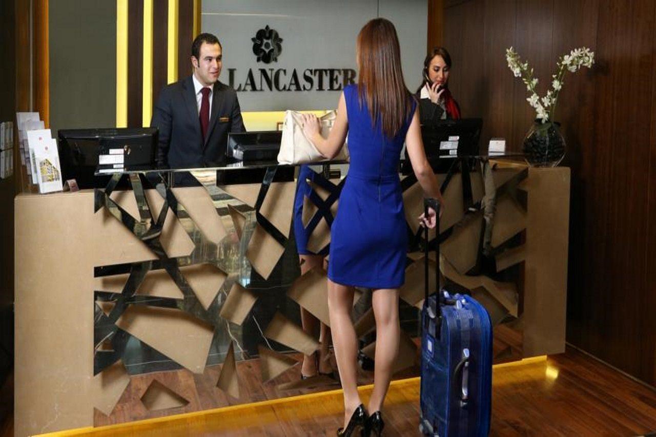 Lancaster Raouche Hotel Beirut Bagian luar foto